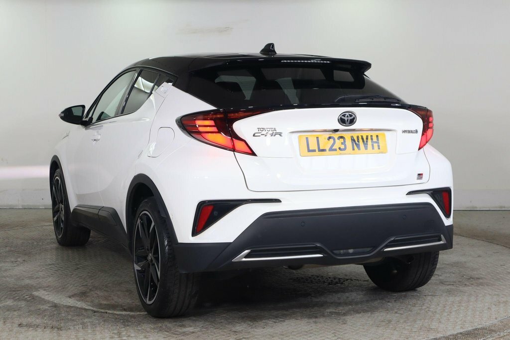 Toyota C-Hr 1.8L Gr Sport White #4