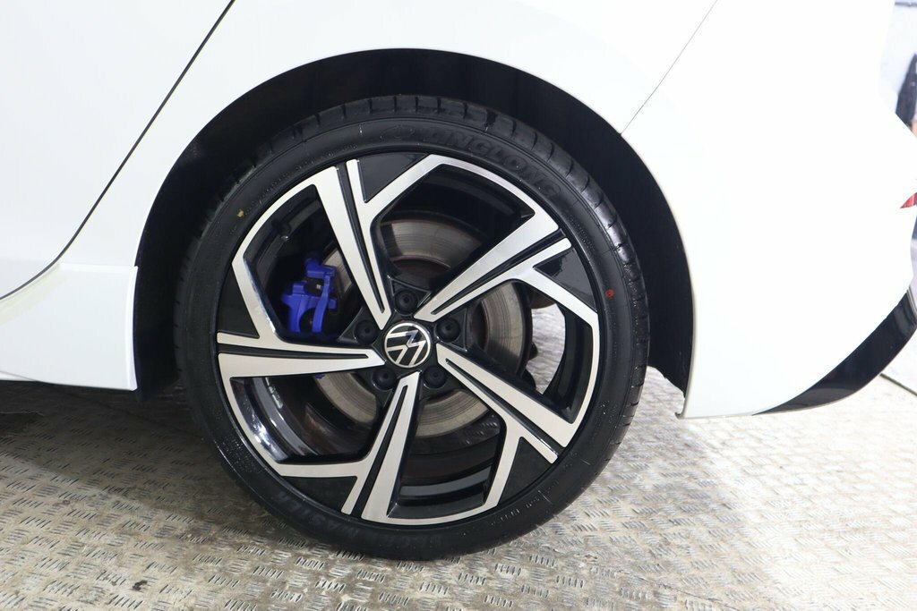 Volkswagen Golf 1.5 Tsi Life Hatchback Euro 6 S Black #27