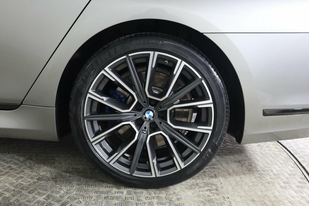 BMW 7 Series Bmw Saloon 745Le Xdrive M Sport Grey #30
