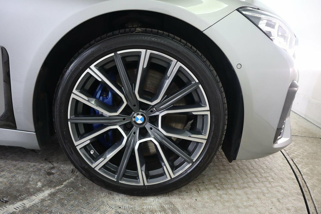 BMW 7 Series 745Le Xdrive M Sport Saloon Black #28
