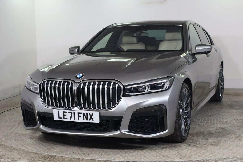 BMW 7 Series 4.4L M Sport Grey #3