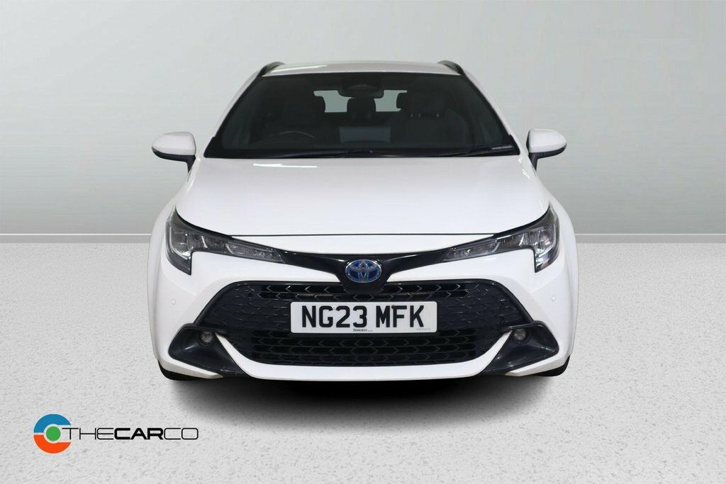 Toyota Corolla 1.8L Icon White #3