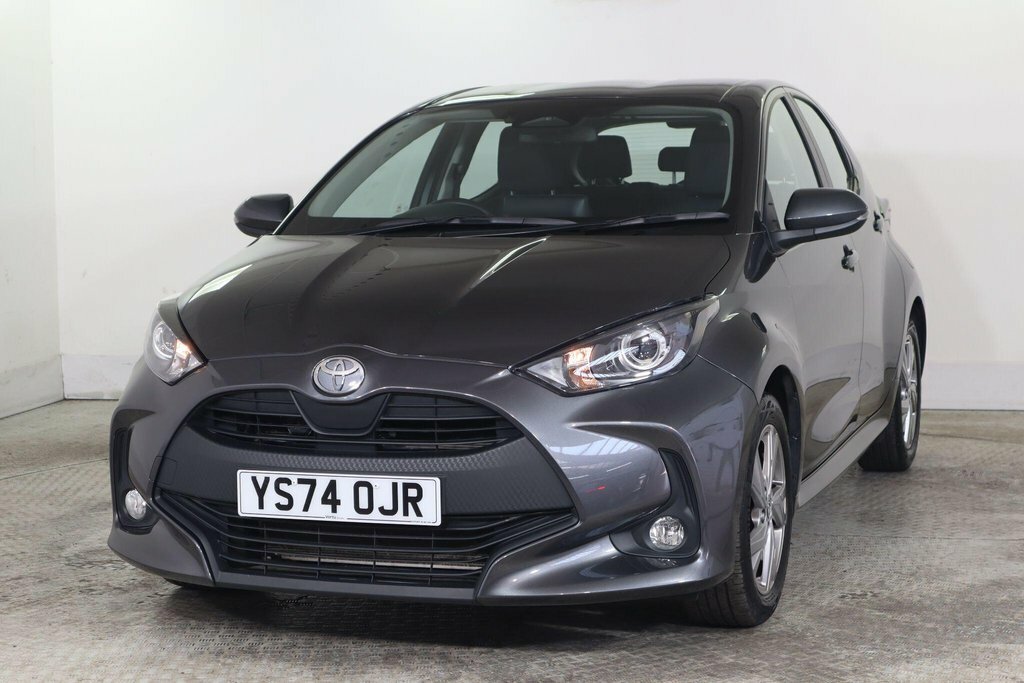 Toyota Yaris 1.5L Icon Grey #3