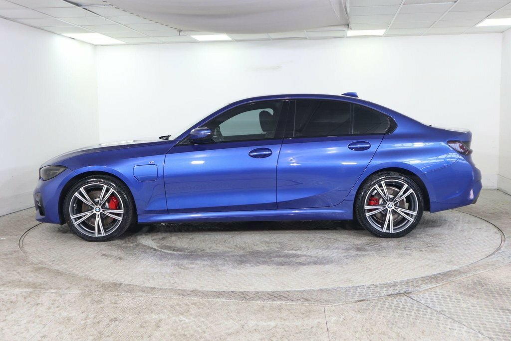 BMW 3 Series 2L M Sport Blue #5