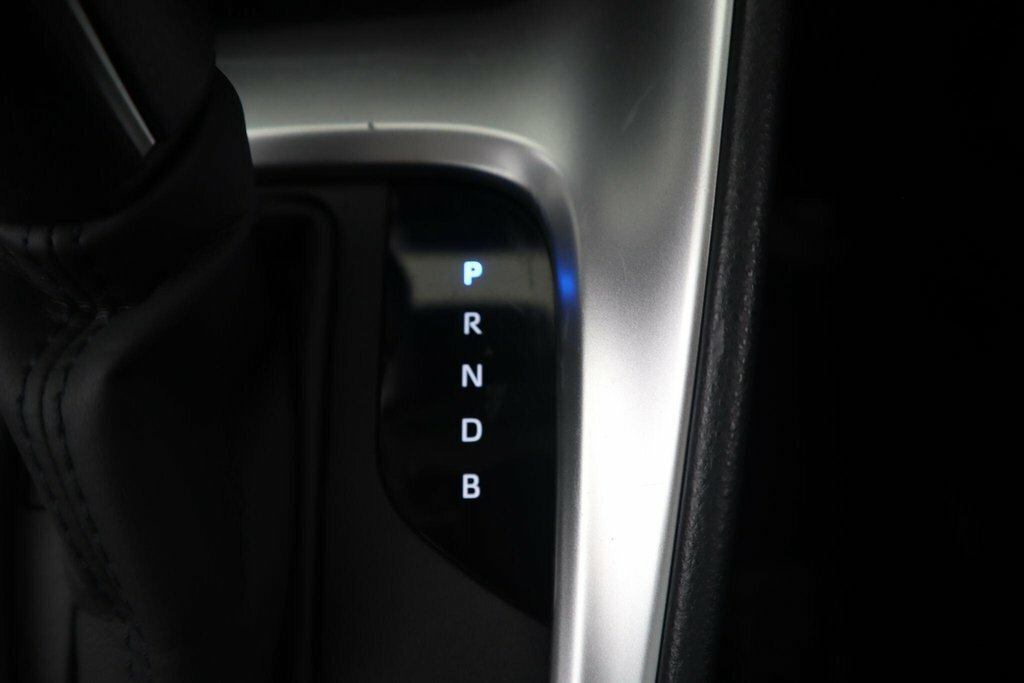 Toyota Yaris 1.5 Vvt-h Excel Hatchback Hybrid E-cvt Blue #18