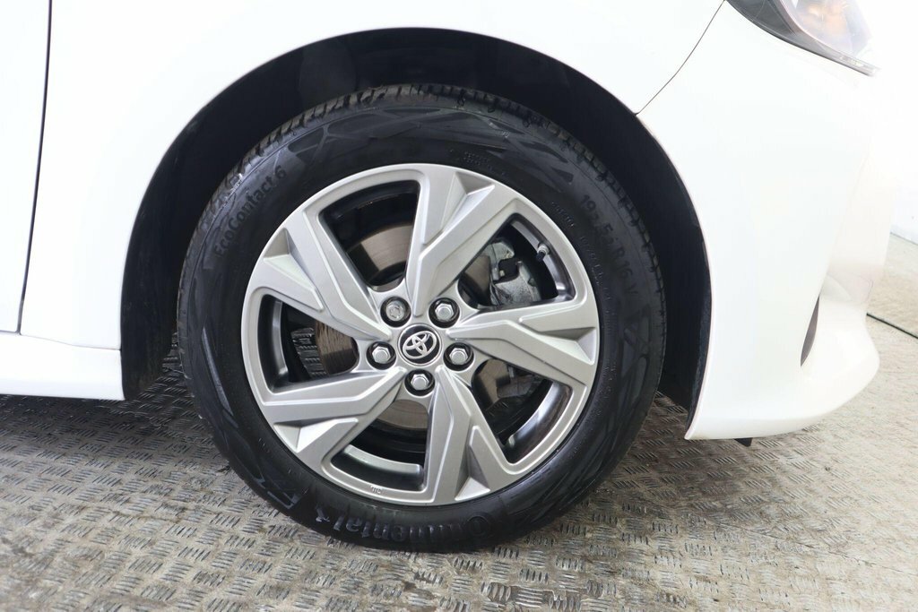Toyota Yaris 1.5 Vvt-h Excel Hatchback Hybrid E-cvt Blue #23