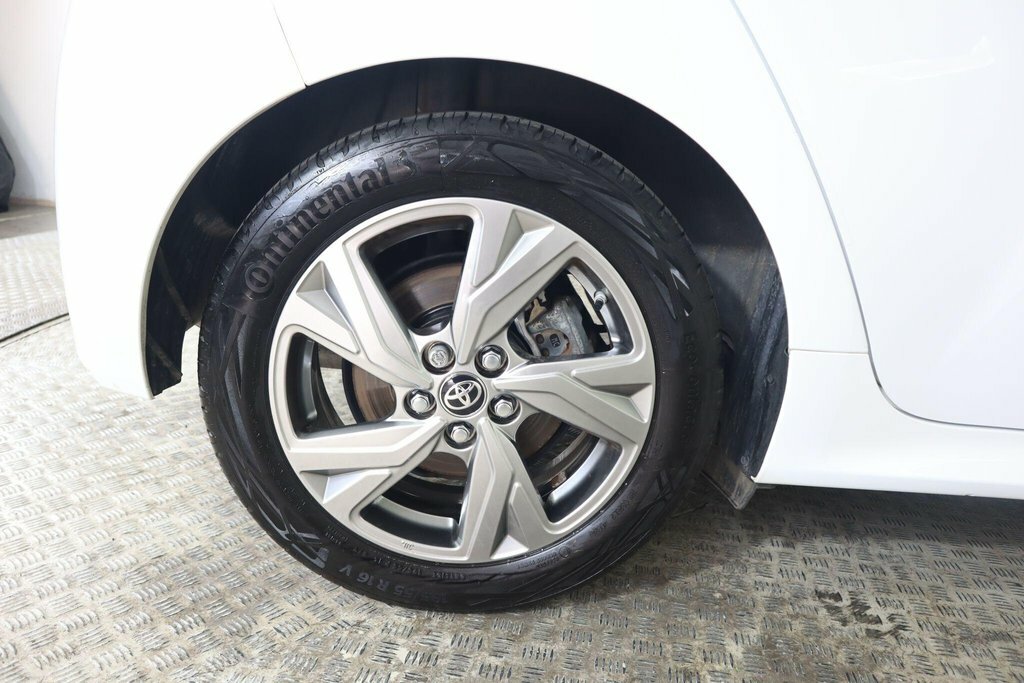 Toyota Yaris 1.5 Vvt-h Excel Hatchback Hybrid E-cvt Blue #24