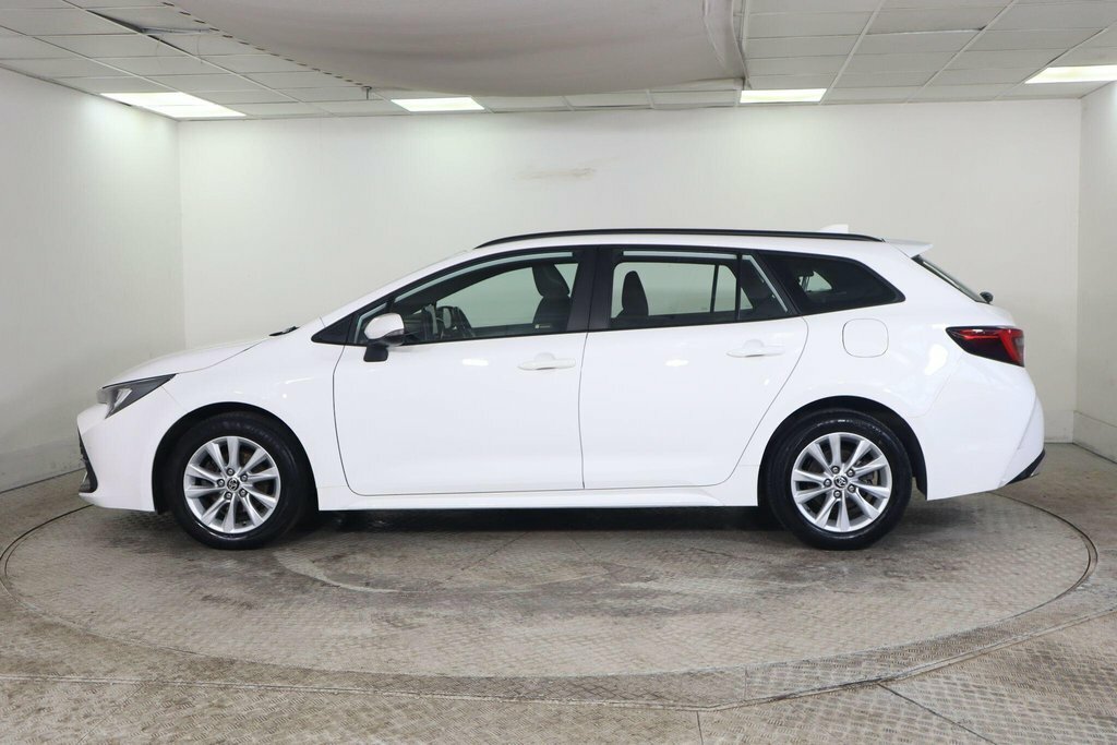 Toyota Corolla 1.8L Icon White #5