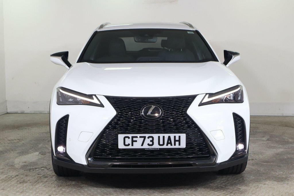 Lexus UX 2L F Sport Design White #2