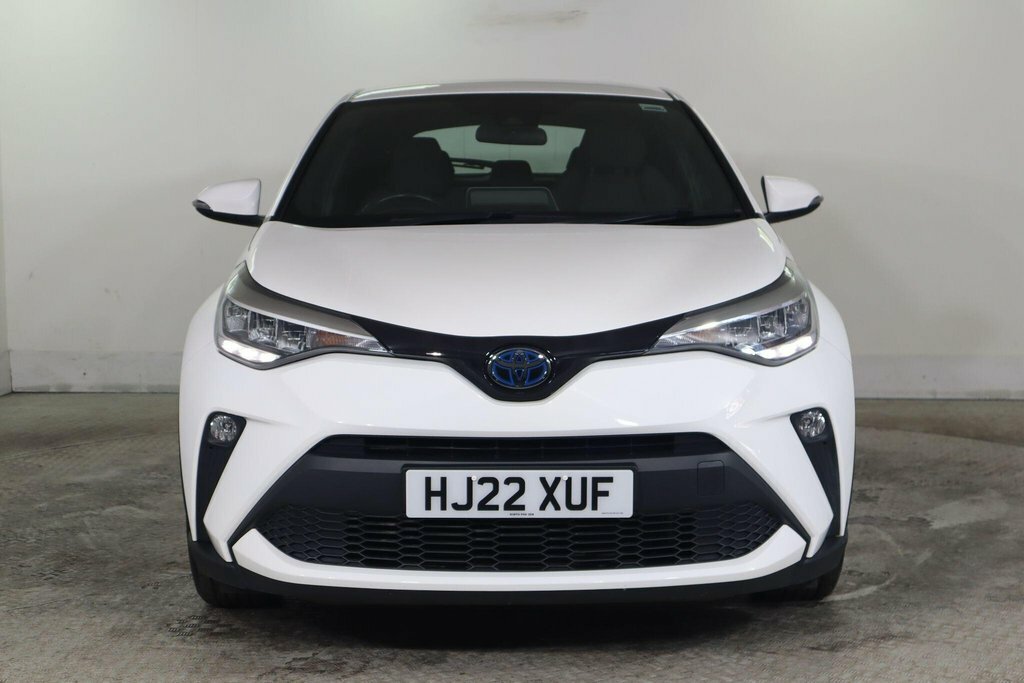 Toyota C-Hr 1.8L Icon White #2