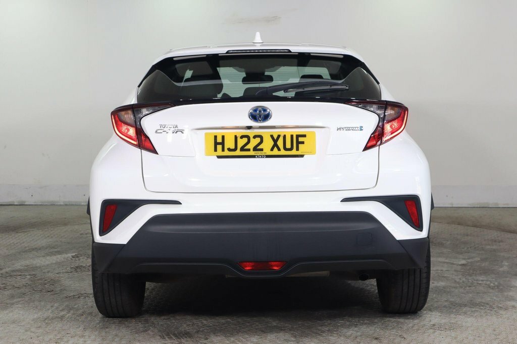 Toyota C-Hr 1.8L Icon White #6