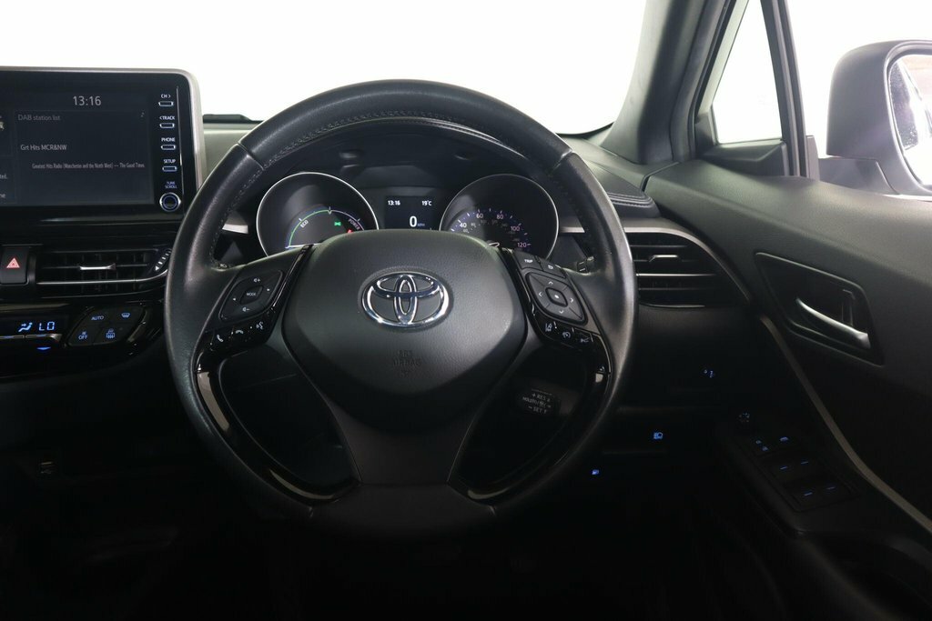 Toyota C-Hr 1.8 Hybrid Design Cvt Blue #41