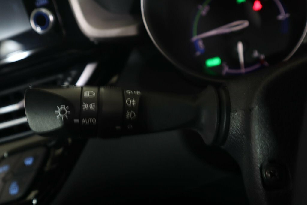 Toyota C-Hr 1.8 Hybrid Design Cvt Blue #46