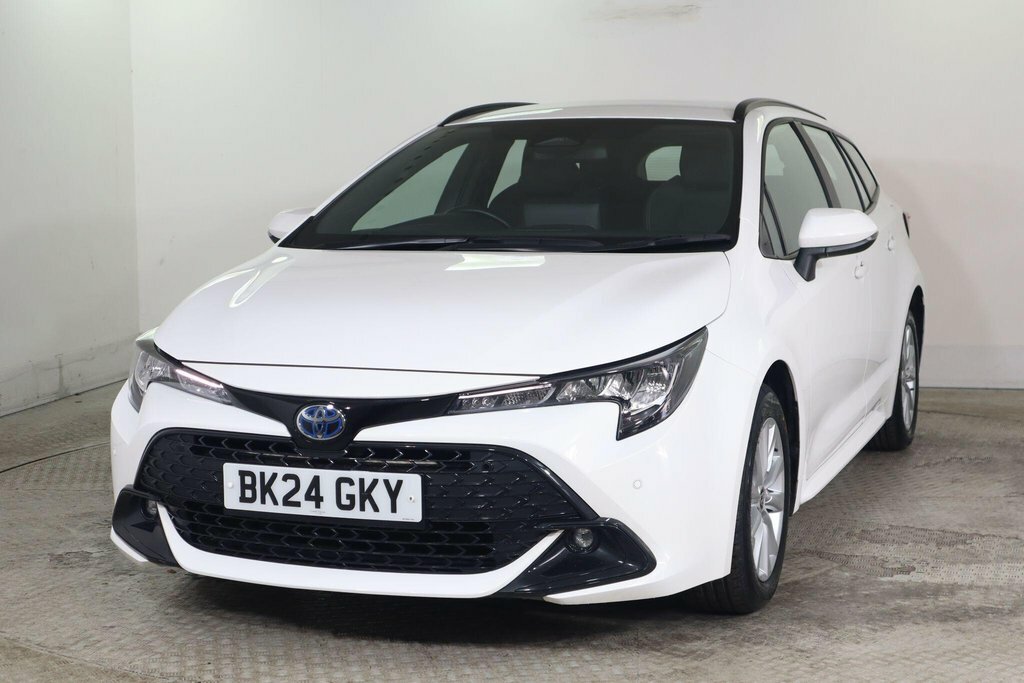 Toyota Corolla 1.8L Icon White #3