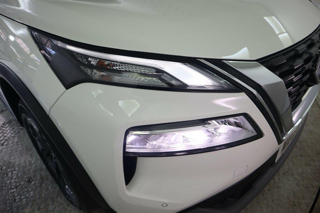 Nissan X-Trail 1.5 Mhev 163 Acenta Premium 7 Seat Xtronic White #45