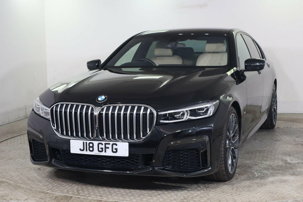 BMW 7 Series 3L M Sport Black #3