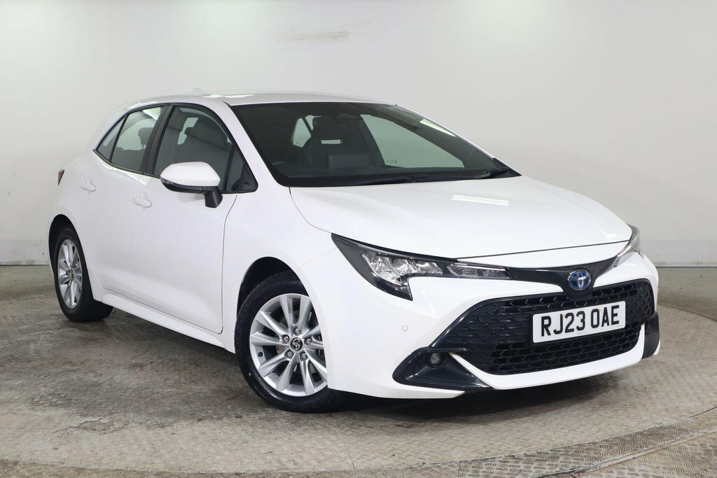Toyota Corolla 1.8L Icon White