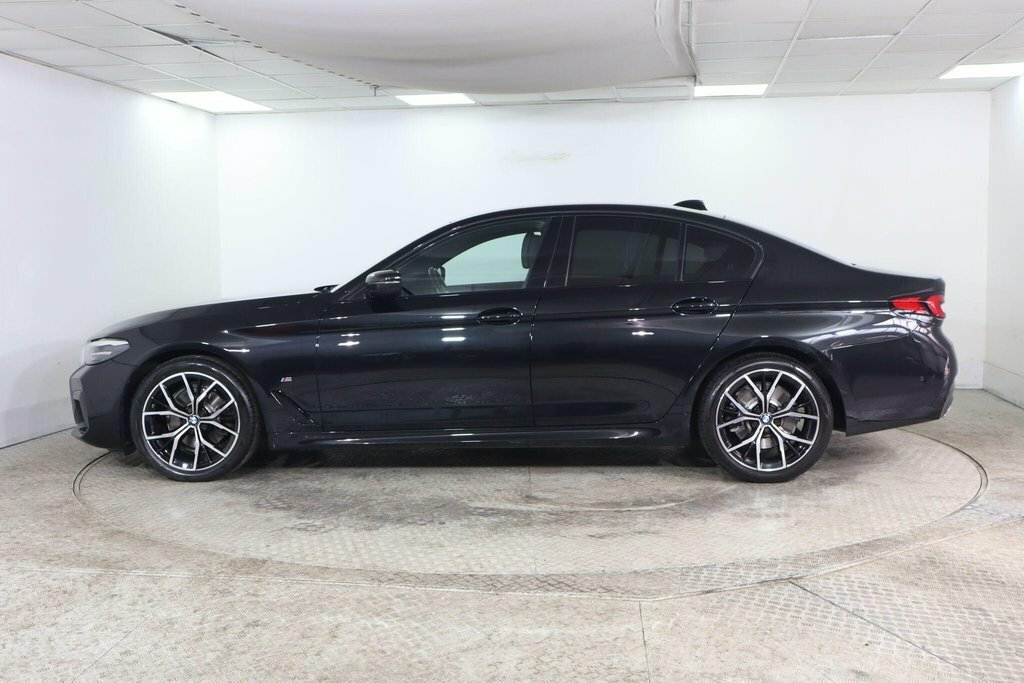 BMW 5 Series 2L M Sport Black #5