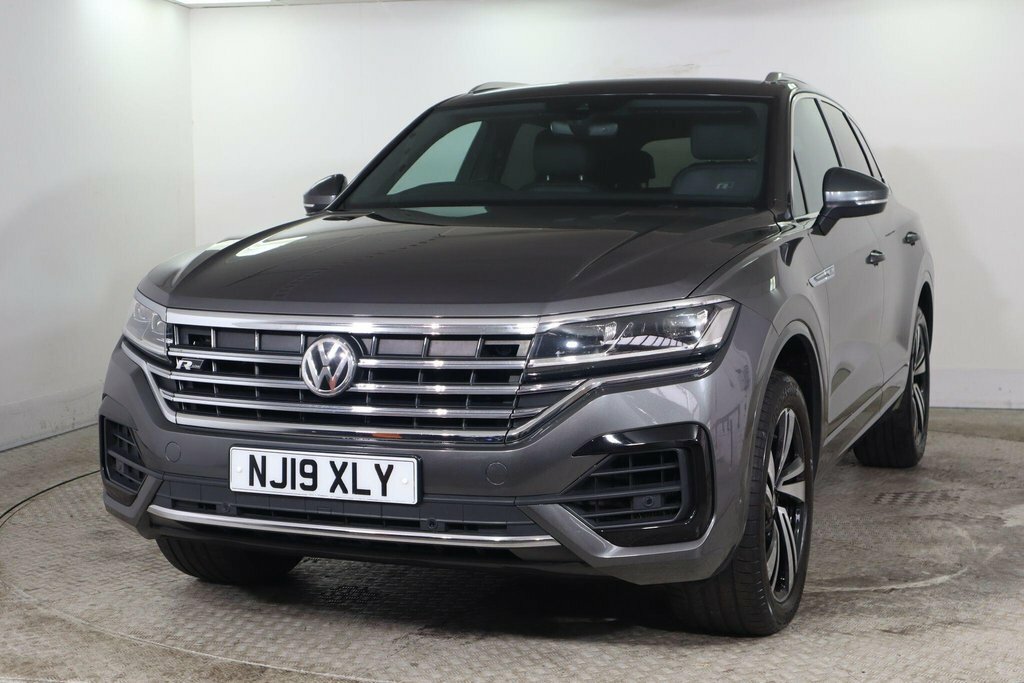 Volkswagen Touareg 3L R-line Tech Grey #3