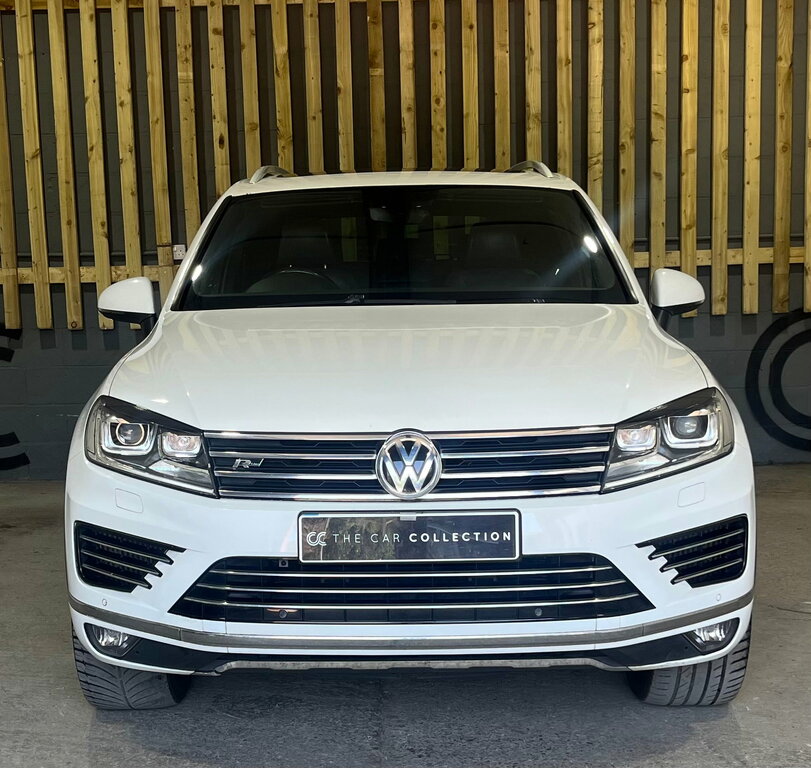 Volkswagen Touareg 3.0 Tdi V6 Bluemotion Tech R-line Suv T White #2