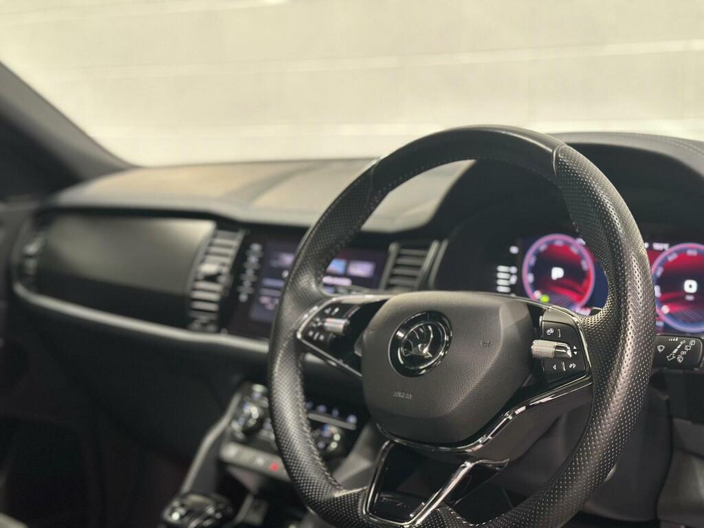 Skoda Kodiaq Estate Black #9