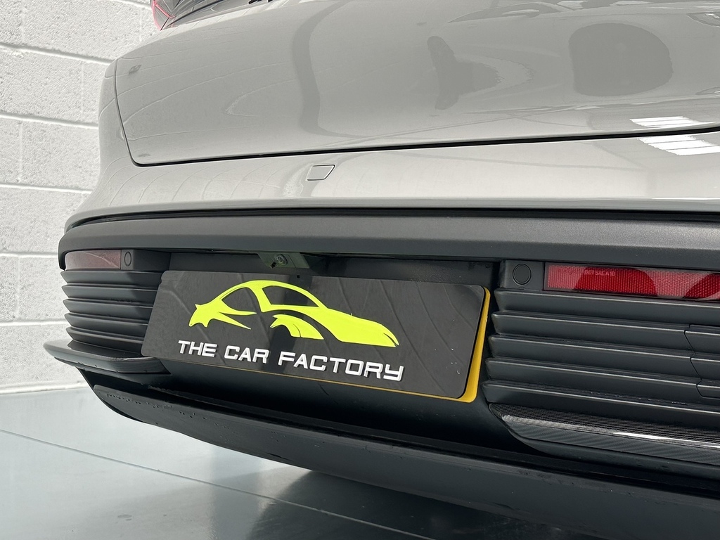 Porsche Taycan Performance Plus 93.4Kwh Sport Turismo Electri Grey #30
