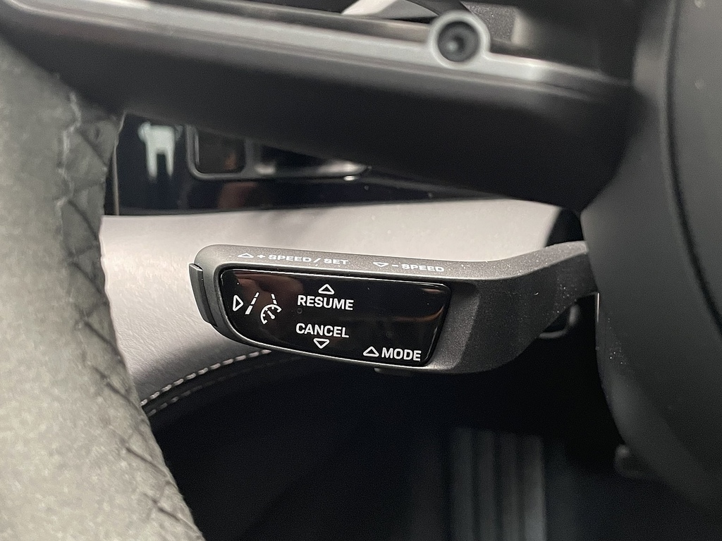 Porsche Taycan Performance Plus 93.4Kwh Sport Turismo Electri Grey #66