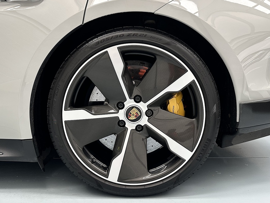 Porsche Taycan Performance Plus 93.4Kwh Sport Turismo Electri Grey #38
