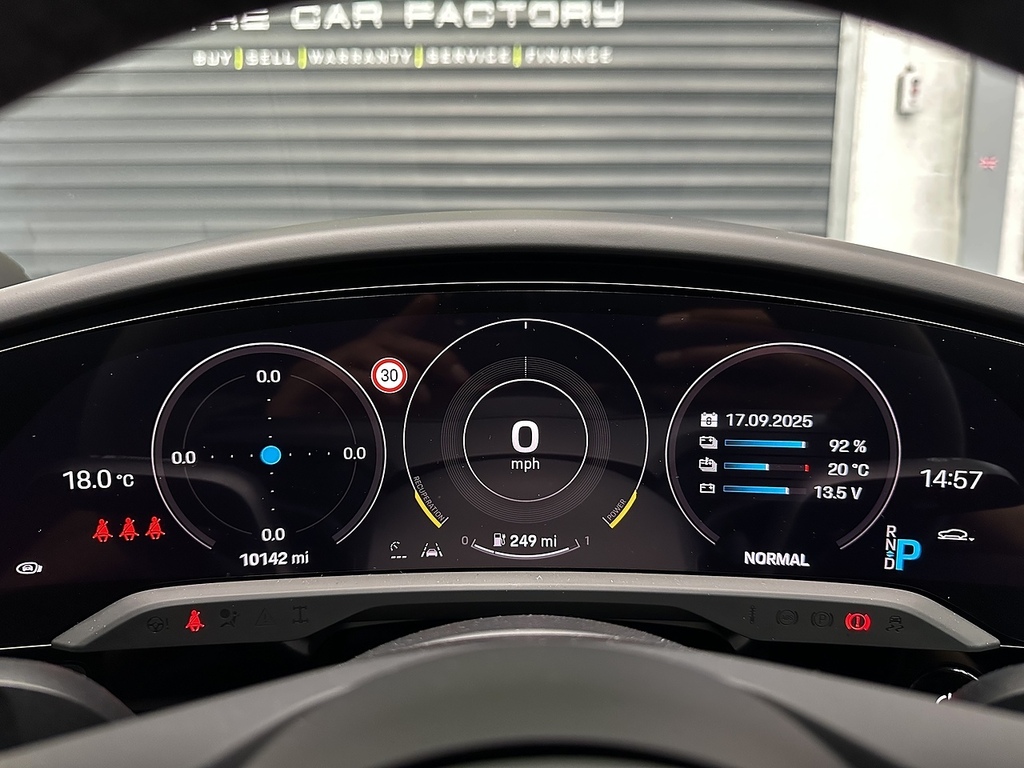Porsche Taycan Performance Plus 93.4Kwh Sport Turismo Electri Grey #61