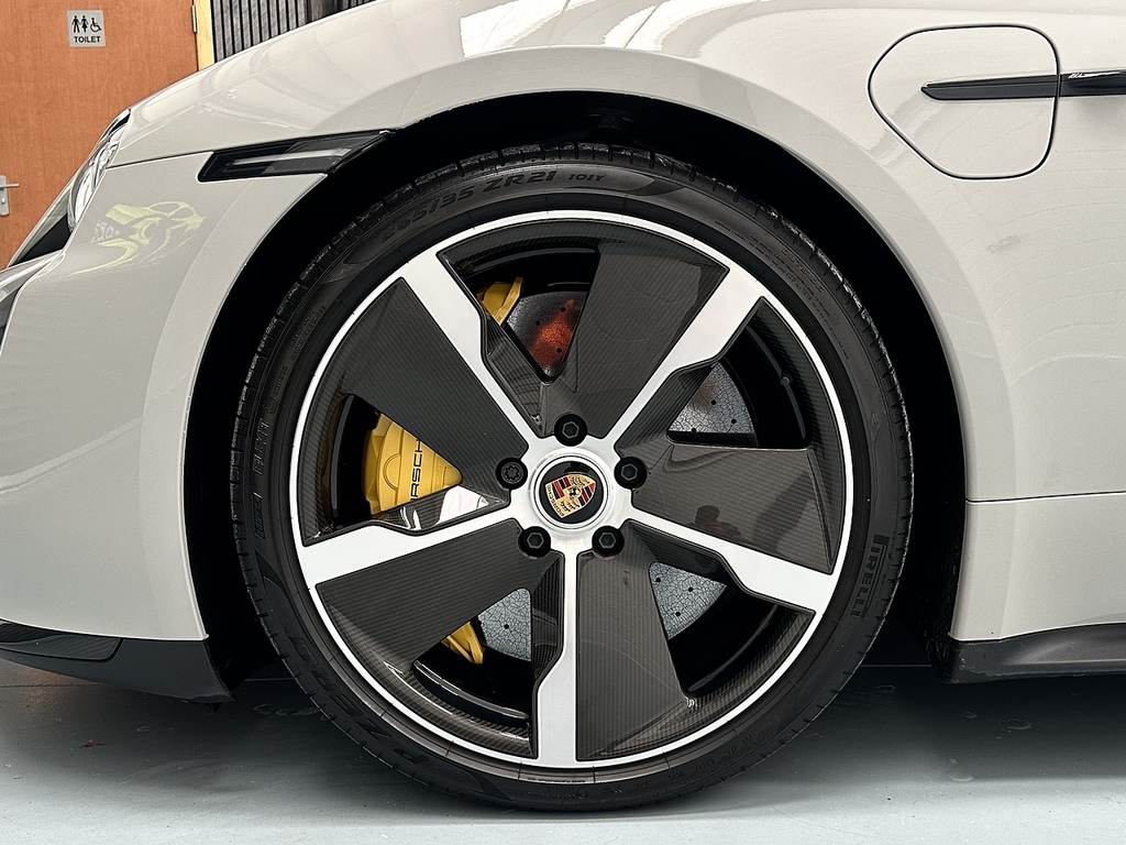 Porsche Taycan Performance Plus 93.4Kwh Sport Turismo Electri Grey #39