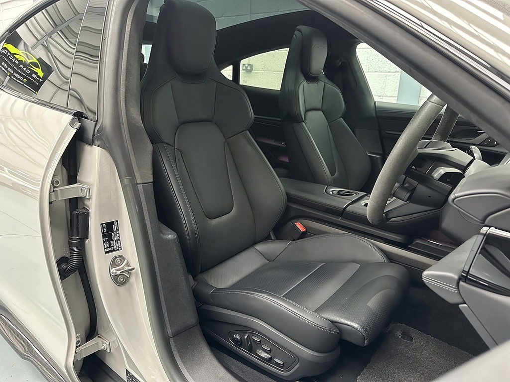 Porsche Taycan Performance Plus 93.4Kwh Sport Turismo Electri Grey #46