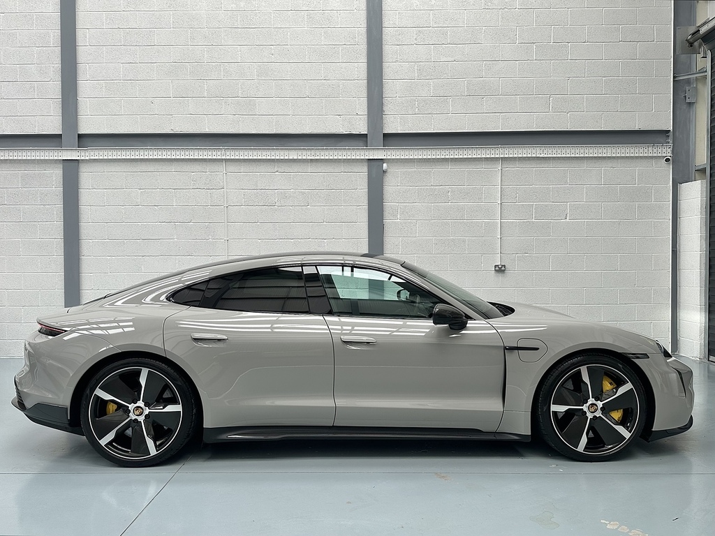 Porsche Taycan Performance Plus 93.4Kwh Sport Turismo Electri Grey #13
