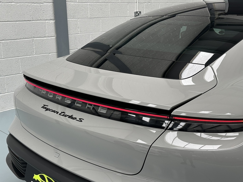 Porsche Taycan Performance Plus 93.4Kwh Sport Turismo Electri Grey #32