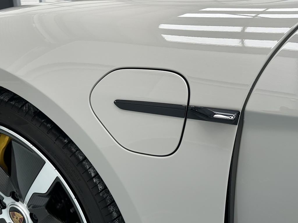Porsche Taycan Performance Plus 93.4Kwh Sport Turismo Electri Grey #19