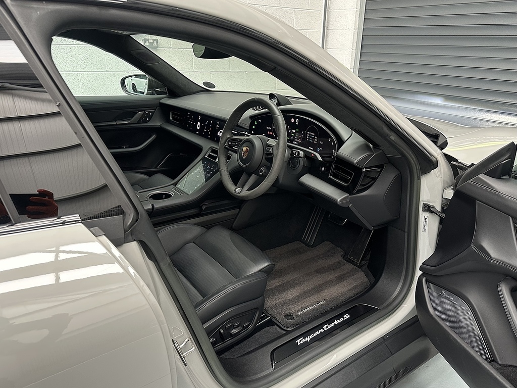 Porsche Taycan Performance Plus 93.4Kwh Sport Turismo Electri Grey #43