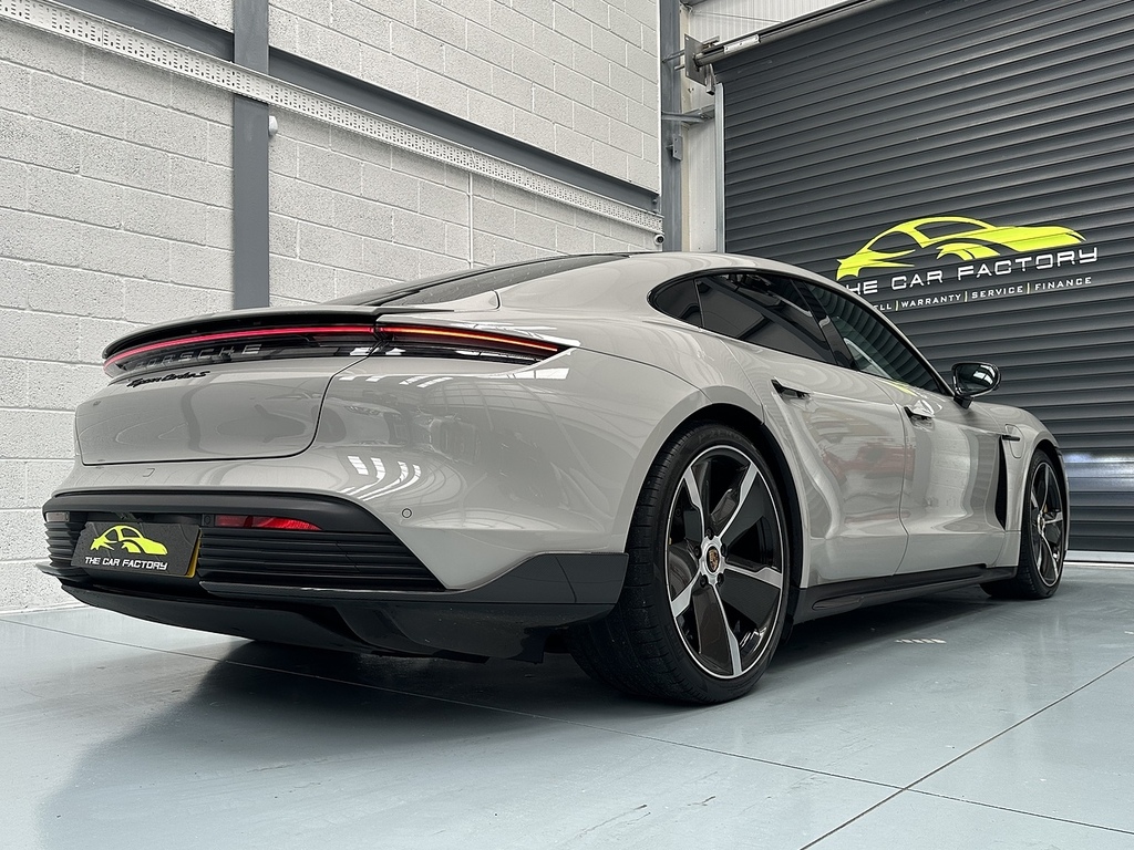 Porsche Taycan Performance Plus 93.4Kwh Sport Turismo Electri Grey #29