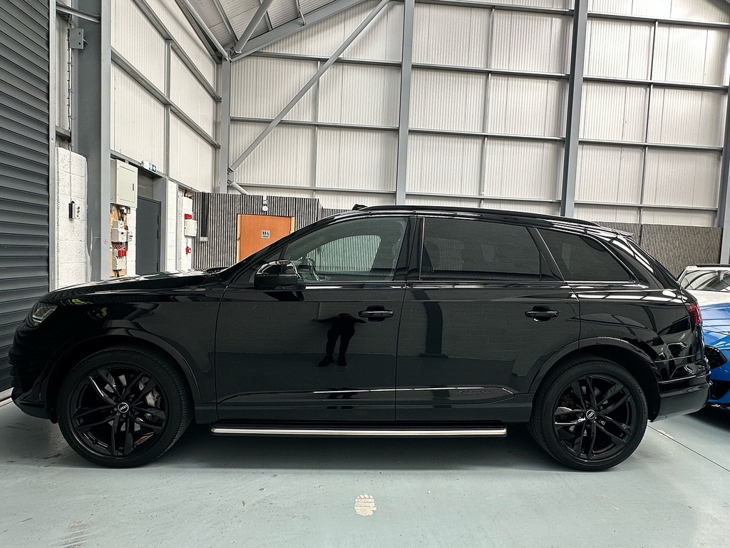 Audi Q7 3.0 Tdi V6 S Line Suv Tiptronic Quattro Black #6