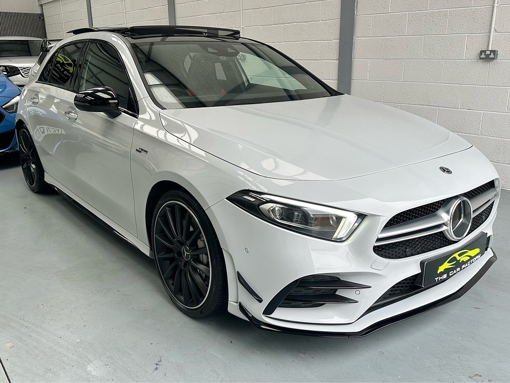 Mercedes-Benz A Class A35 Amg Hatchback 2.0 White #4