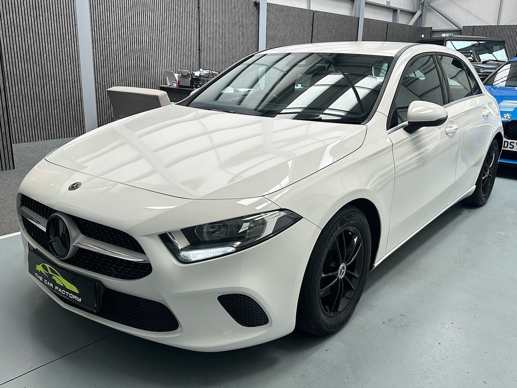 Mercedes-Benz A Class A180 Se Hatchback 1.3 White #6