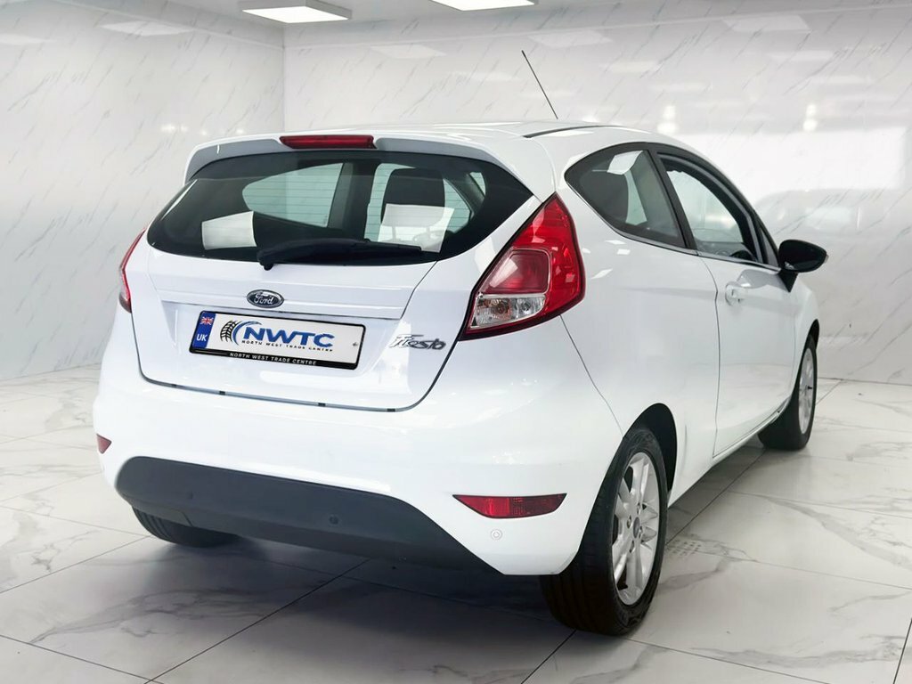 Ford Fiesta 1.3L Zetec White #6