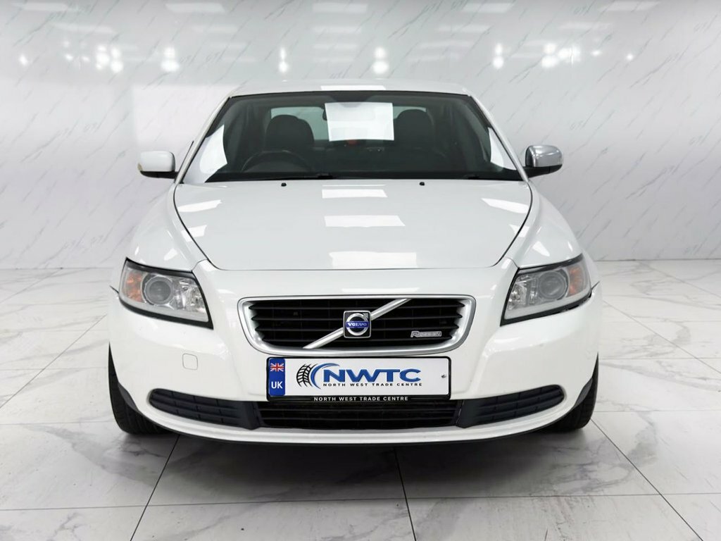 Volvo S40 1.6L S White #3