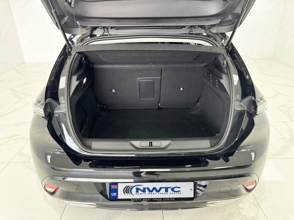 Peugeot 308 1.2 Puretech Allure Premium Eat Euro 6 Ss  #18