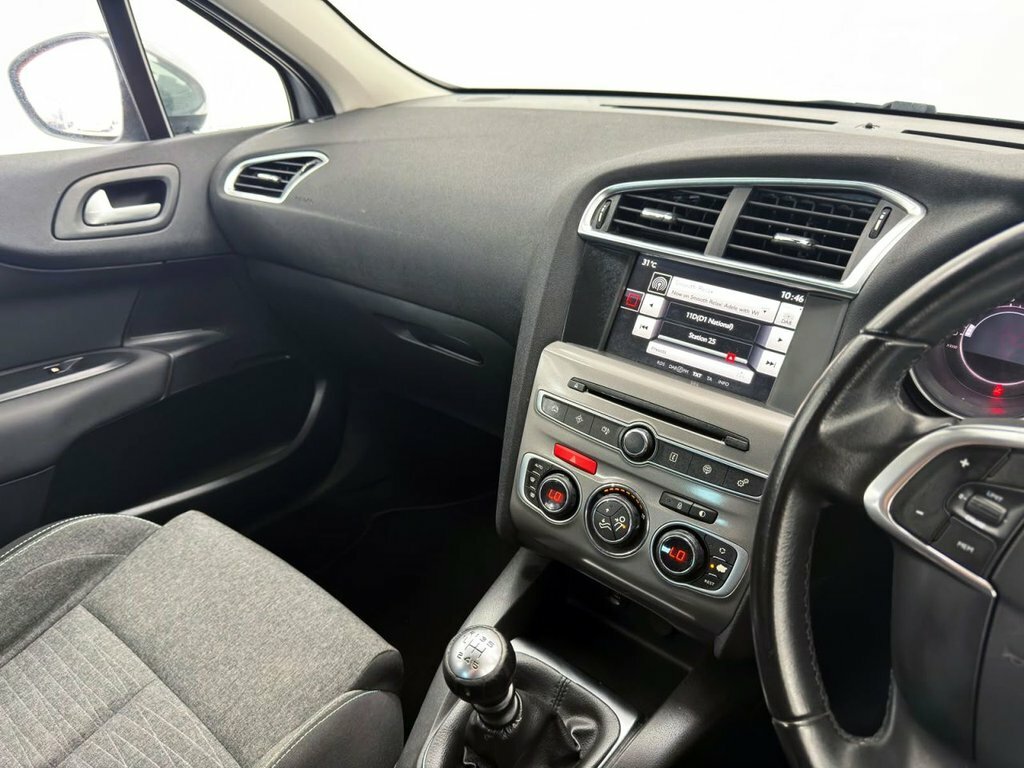 Citroen C4 2015 1.6 Bluehdi Flair 2015,0 Road Tax,78mpg,blue Silver #13
