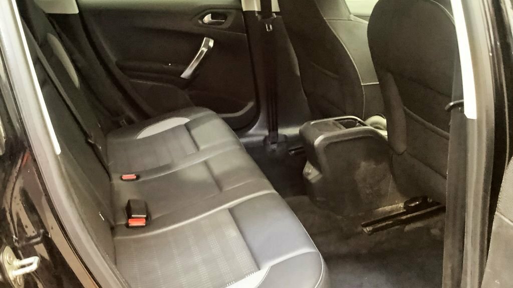 Peugeot 2008 1.6 Bluehdi Gt Line Euro 6 Red #8