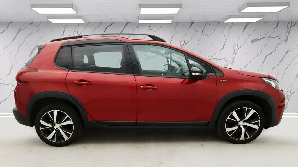 Peugeot 2008 1.2L Gt Line Red #4
