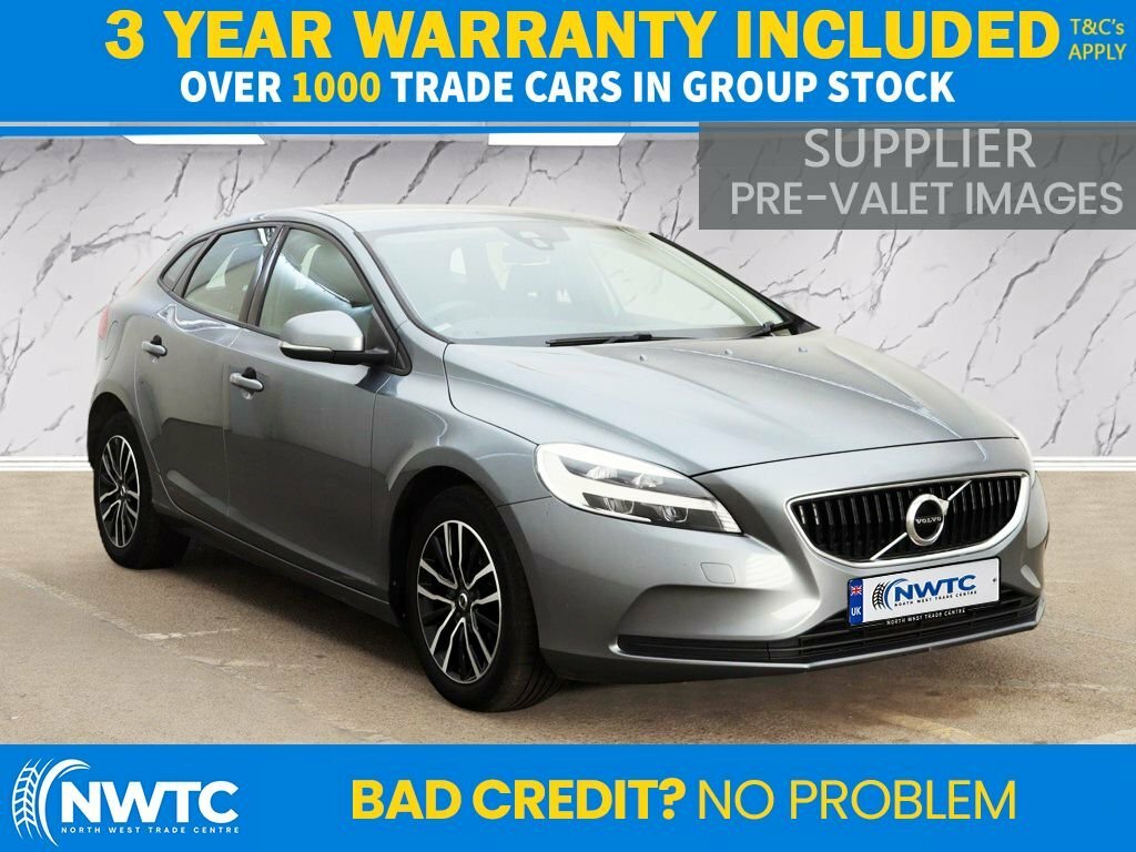 Volvo V40 2L Momentum Nav Plus Grey
