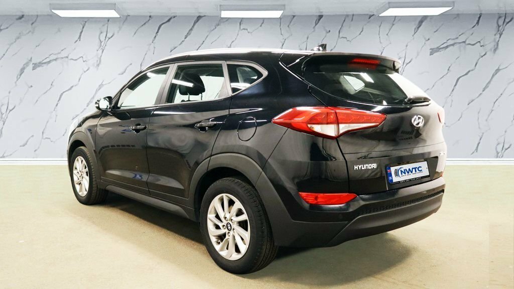 Hyundai Tucson 1.7L Se Nav Black #2