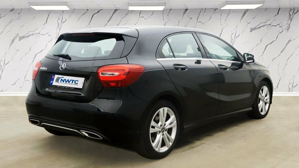 Mercedes-Benz A Class 1.5L Sport Black #4