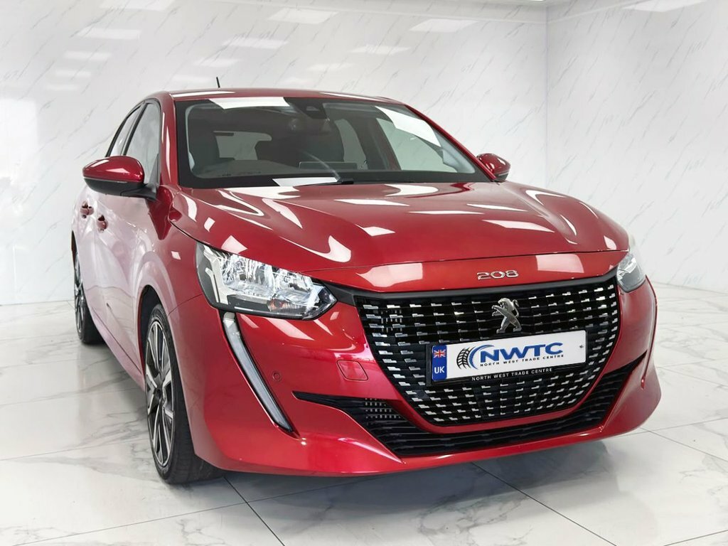 Peugeot 208 1.2L Allure Red #2