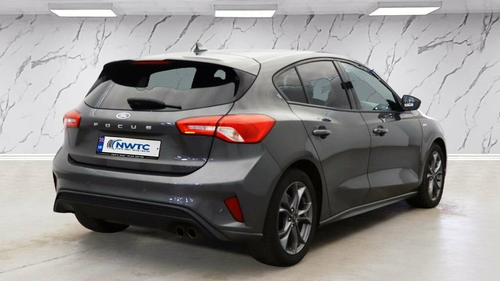 Ford Focus 1L St-line Edition Grey #4